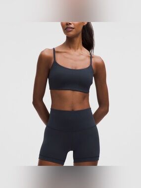 Lululemon Wunder Train Strappy Bra True Navy B/C Sz 10 NWT